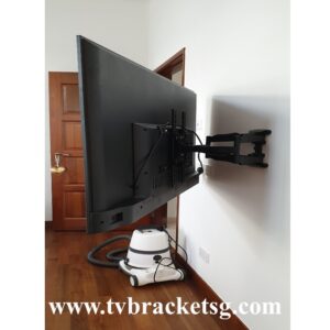 Guide to Choosing the Right Size TV Bracket in Singapore